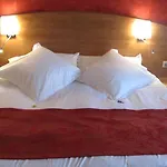 Brit Confort Ouest - A9 Sortie 25 3* Nîmes