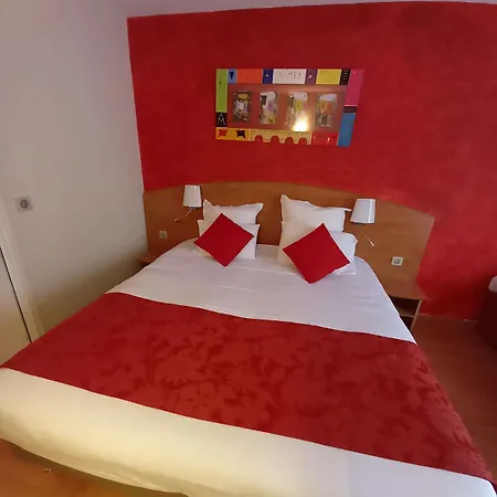 Szálloda Kyriad Ouest A9 Nîmes