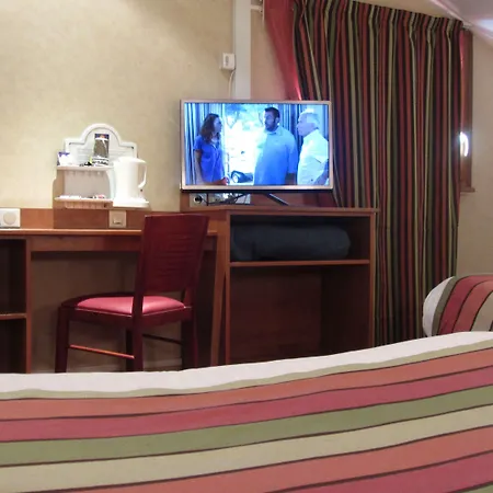 Hotel Kyriad Ouest A9