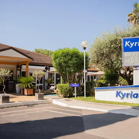 Kyriad Ouest A9 3* Nîmes