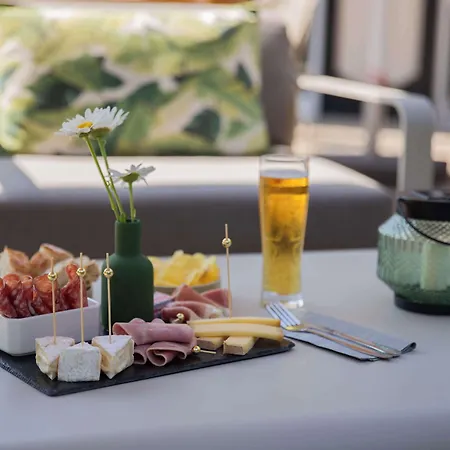 Brit Confort Ouest - A9 Sortie 25 Hotel 3*