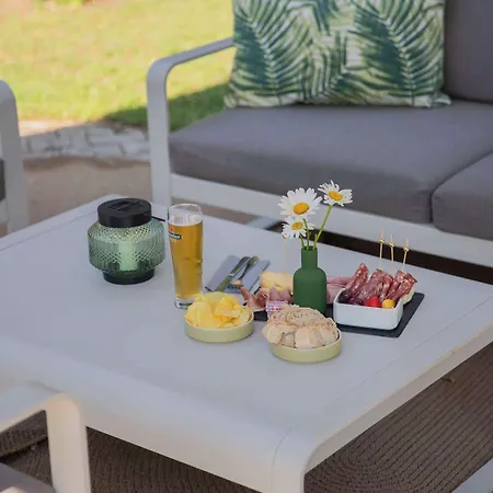 Hotel Brit Confort Ouest - A9 Sortie 25 Nimes