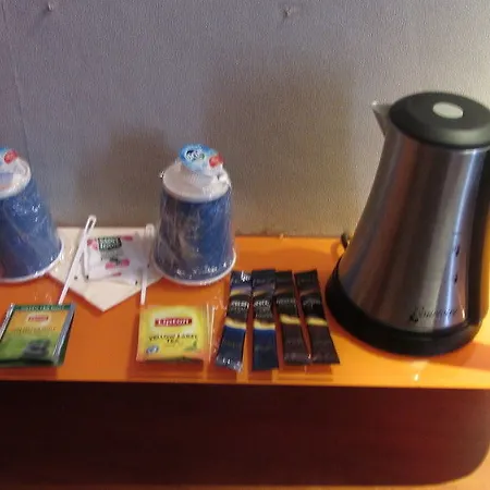 Kyriad Ouest A9 Szálloda 3*