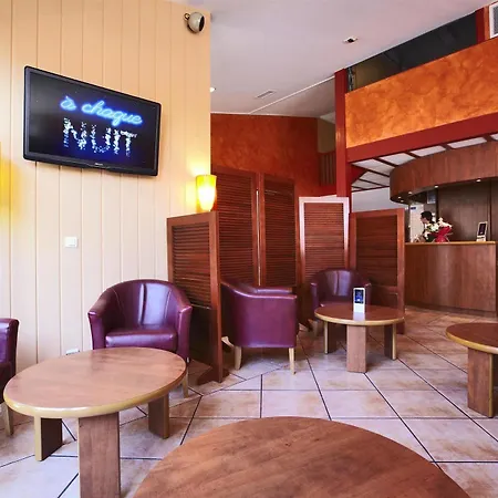 Hotel Kyriad Ouest A9 3*