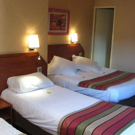 Hotel Kyriad Ouest A9 3*