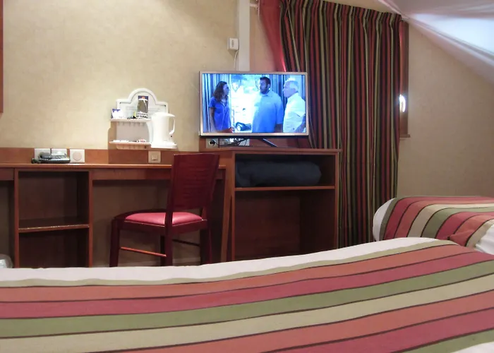 Hotel Kyriad Ouest A9