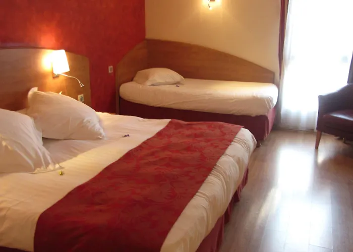 Kyriad Ouest A9 Hotel