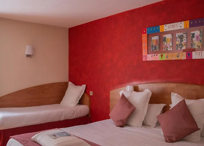 Kyriad Ouest A9 Hotel