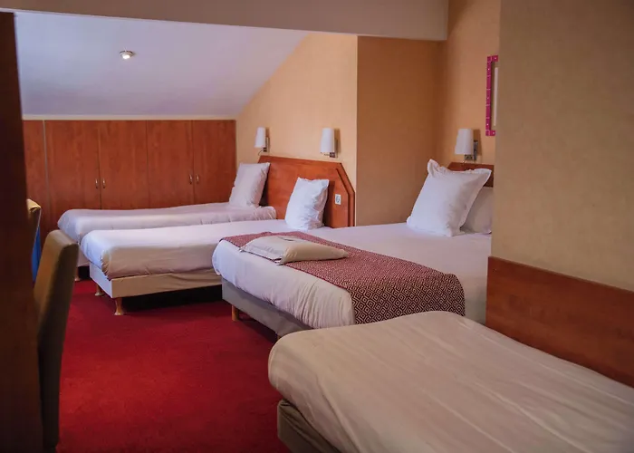 Kyriad Ouest A9 Nimes